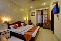 Hotel Diamond Inn, Chandigarh Hotel Diamond Inn, Chandigarh