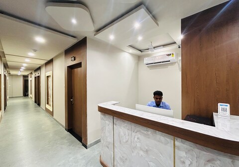 BB Hotel and Banquet Hall