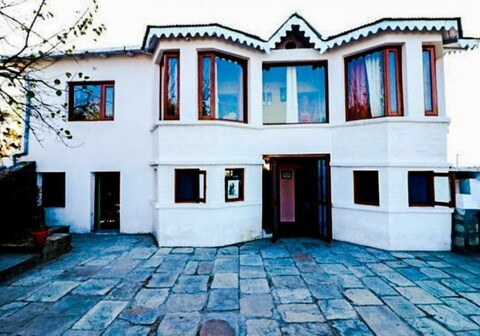 StayApart | Raghav Heritage Homestay & Camps