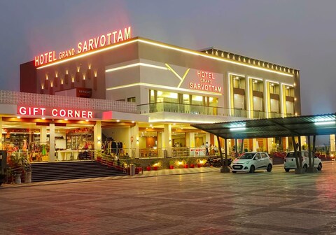 Hotel Grand Sarvottam