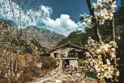 Gone Fishing Cottages | Rooms in a Homestay, Gushaini Gone Fishing Cottages | Rooms in a Homestay, Gushaini