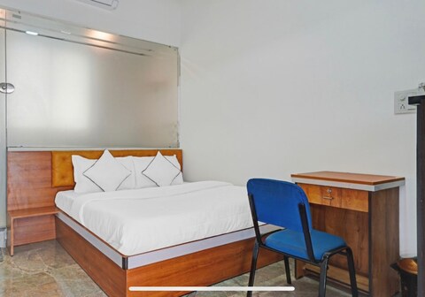 HOTEL SANTERIA INN