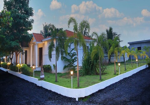 village villa lifestyle Resort