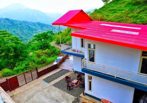 StayEasy Deodar