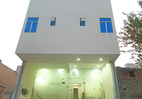 Hotel G Capitol Mahipalpur