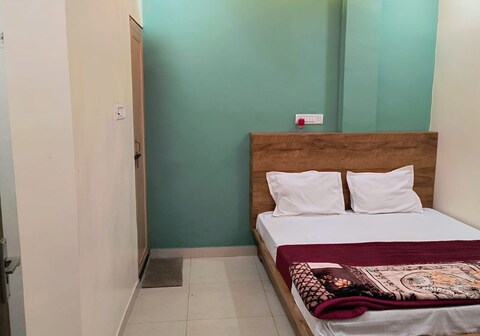 ShreeGeet Palace | Near Kaal Bhairav Temple