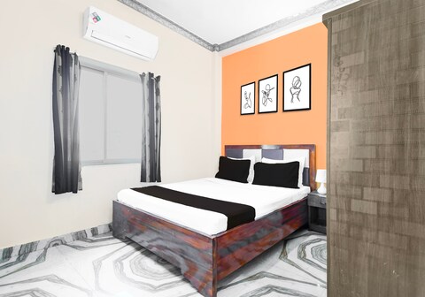 Hotel O Jagannatha Temple Paschim Dwar