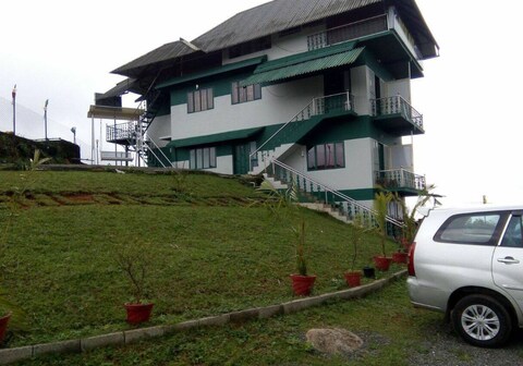 Enthankalayil Holidays(Rooms) (Double Room)