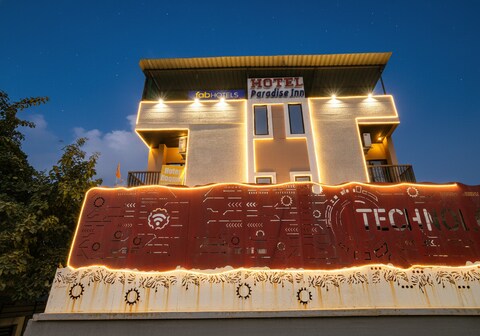 FabHotel Paradise Inn