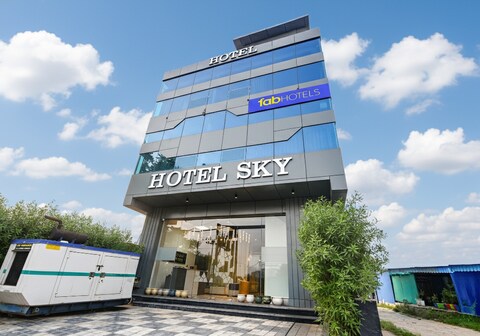 FabHotel Sky I