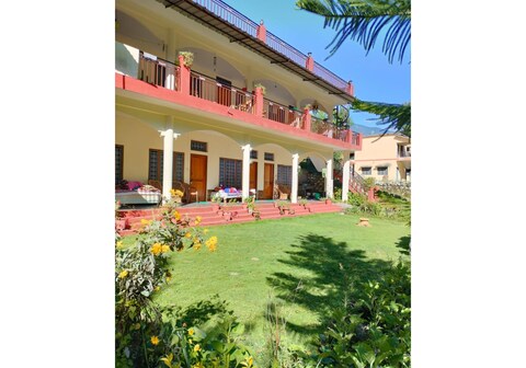 Ananad Ganga Yoga Guest House