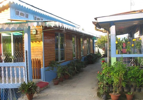 GLEN MARIE HOME STAY