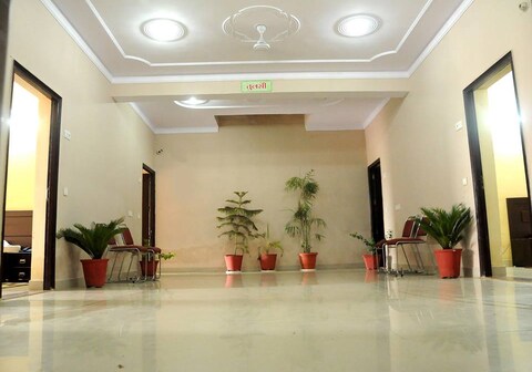 Shri Brajbhavan Ashram Vrindavan