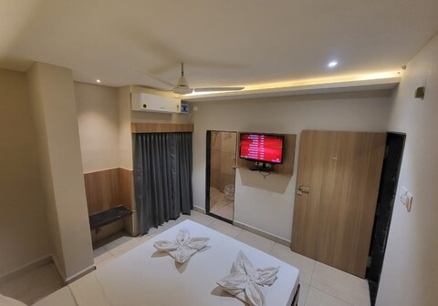 HOTEL SAI SUDHA EXECUTIVE