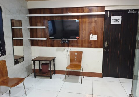 Hotel Bombay Talkies