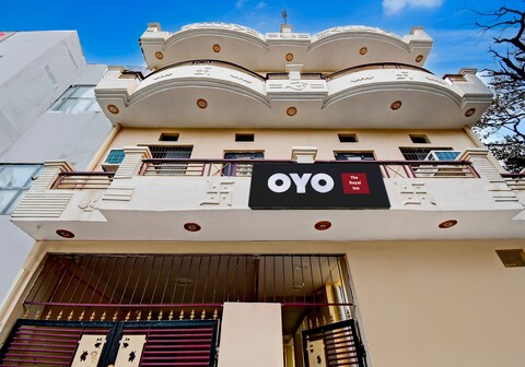 SPOT ON The Royal Inn