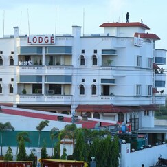 Dhanashree Hospitality (Bar, Restraurant and Lodging), Pandharpur Dhanashree Hospitality (Bar, Restraurant and Lodging), Pandharpur