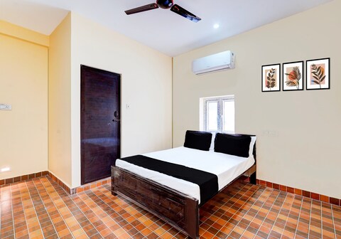 Hotel O Eswar RR Residency