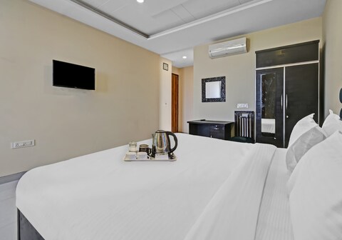 Hotel O Shiv Rachna