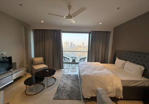 The Trenzy home : Elegant