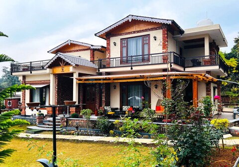 Vanhills - Luxury Home Stay in Jim Corbett