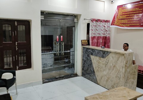 Dev Bhoomi Paying Guest House