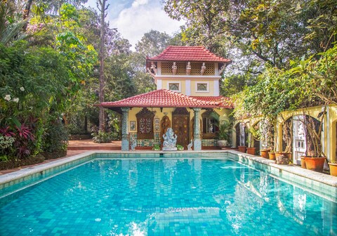 LohonoStays Ishavilas 5 Bedroom