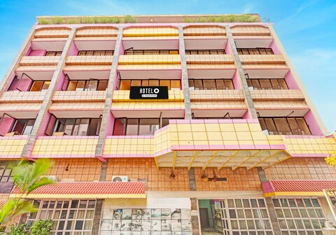 Hotel O Gajuwaka Near kurmanpalem Formerly SBT