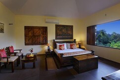 Courtyard House, Kanha, Bichhiya Courtyard House, Kanha, Bichhiya