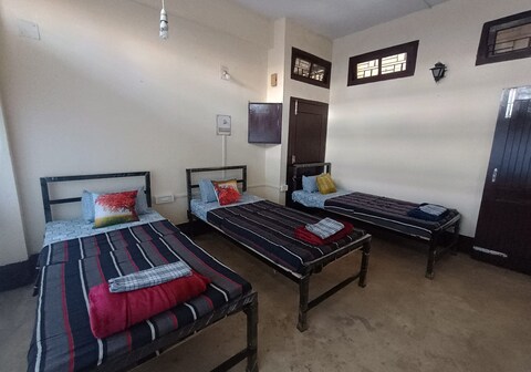 Dillen's Backpackers Inn