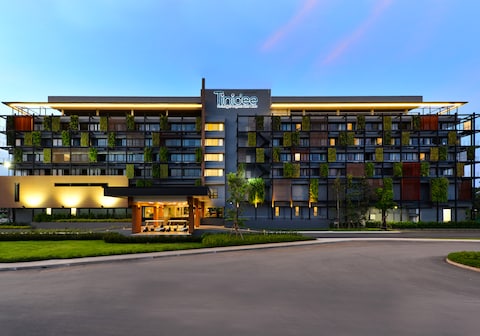 Tinidee Hotel Bangkok Golf Club