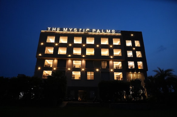 Hotel The Mystic Palms