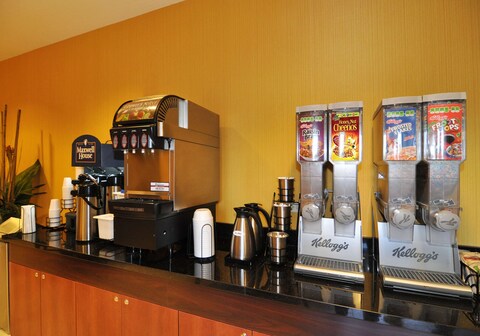 Best Western Plus Fresno Inn