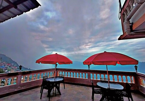 Tenzing Valley View Homestay Darjeeling