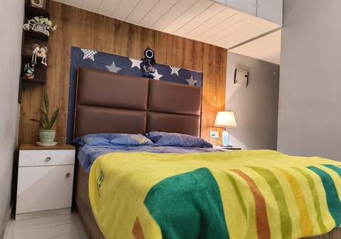 Spacious, Private, Luxury near Dwarka