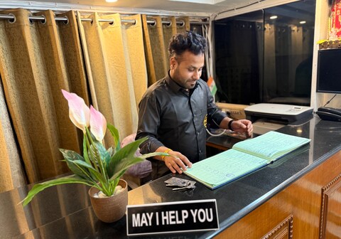 Hotel Grand The Mall