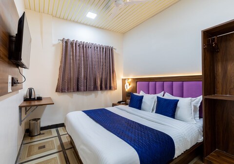Hotel Ananta