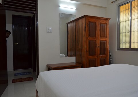 Shore To Please By Laze Around Us.