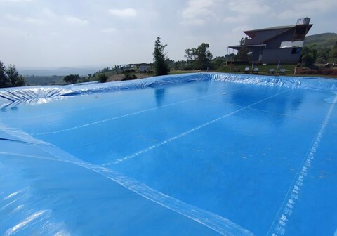 CROM HILLSTATION RESORT