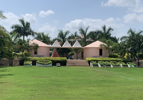 Vrundavan Resort