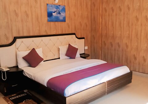 Hotel Leisure Palace