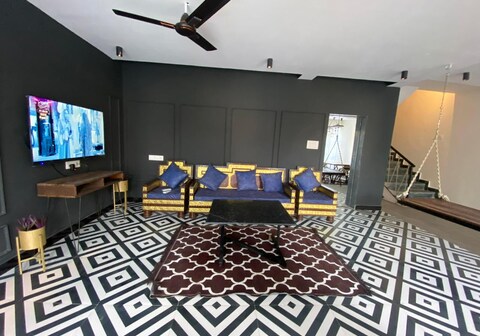 Makaan Villa - 4BHK with Pvt Pool
