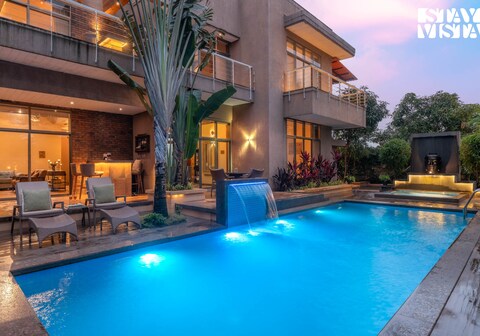 StayVista at Belmonte