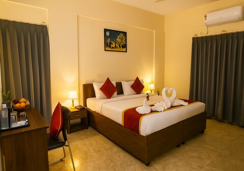 Hotel Sai Manyata Inn