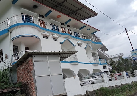 Vijaya Palace by StayApart