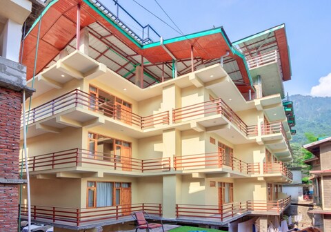 Onlystay Surya Mall Road Manali