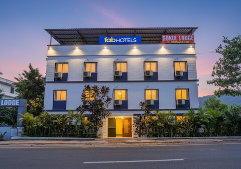 FabHotel Gokul Lodge