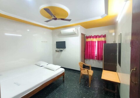 Hotel O Vasantham Residency