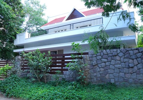 Reverie Cottage (Entire Villa)