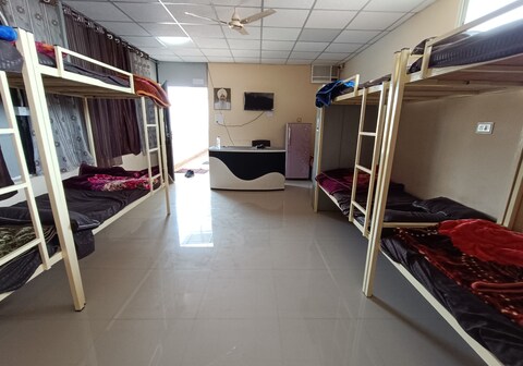 Satnam Dorm